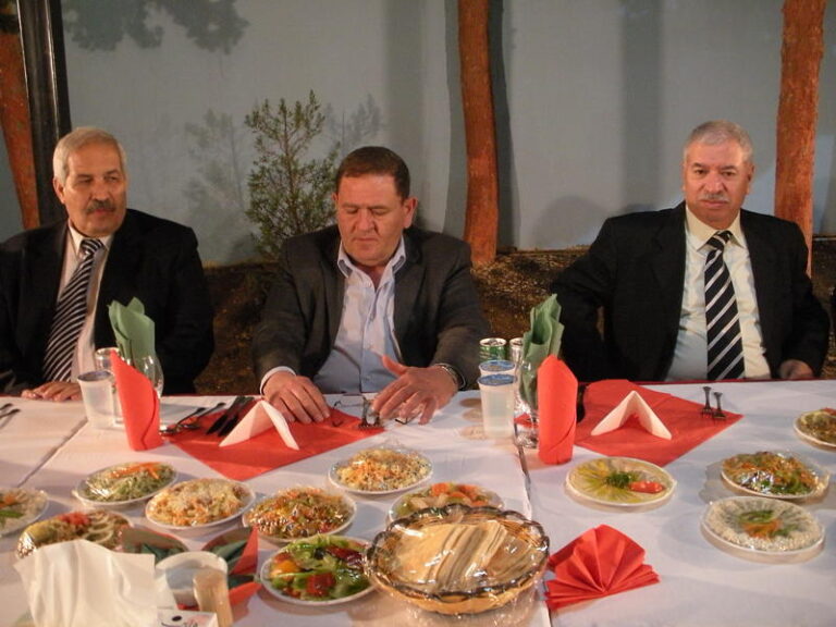 المؤتمر الثامن (2)